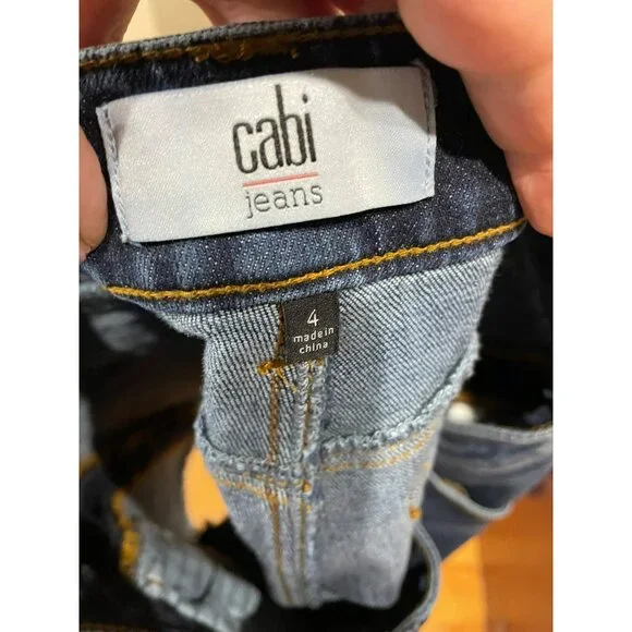 Cabi Womens Distressed Denim Shorts Size 4 Frayed Hem Two-Tone Blue Cotton Blend - Picture 3 of 5